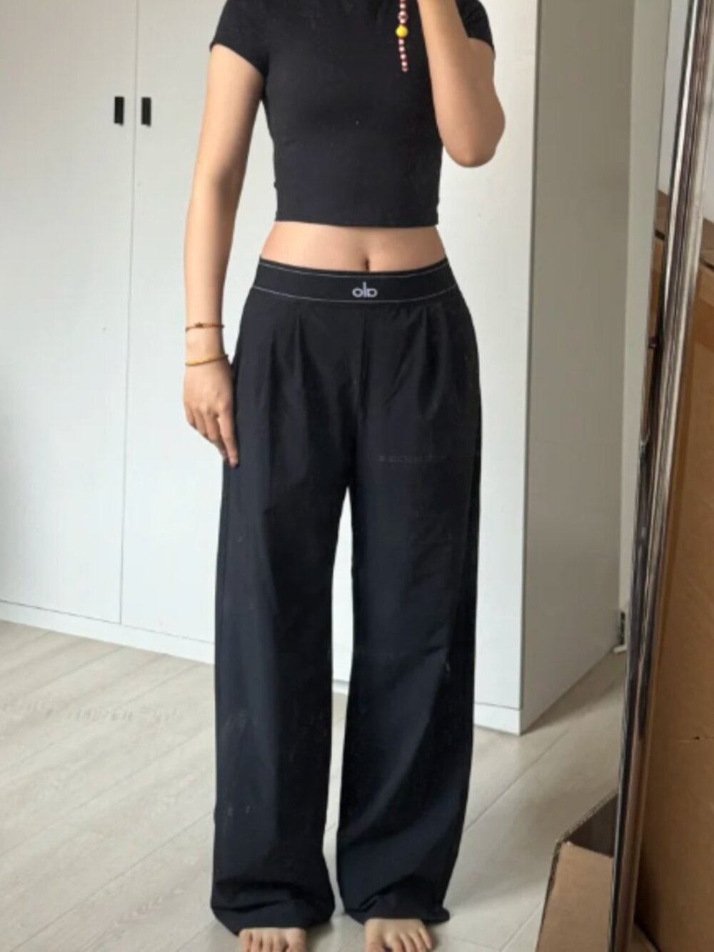 ALO Yoga (Regular) Suit Up Trouser Black NWT🔥Daily/Office/Travel ✈️ - Picture 1 of 9